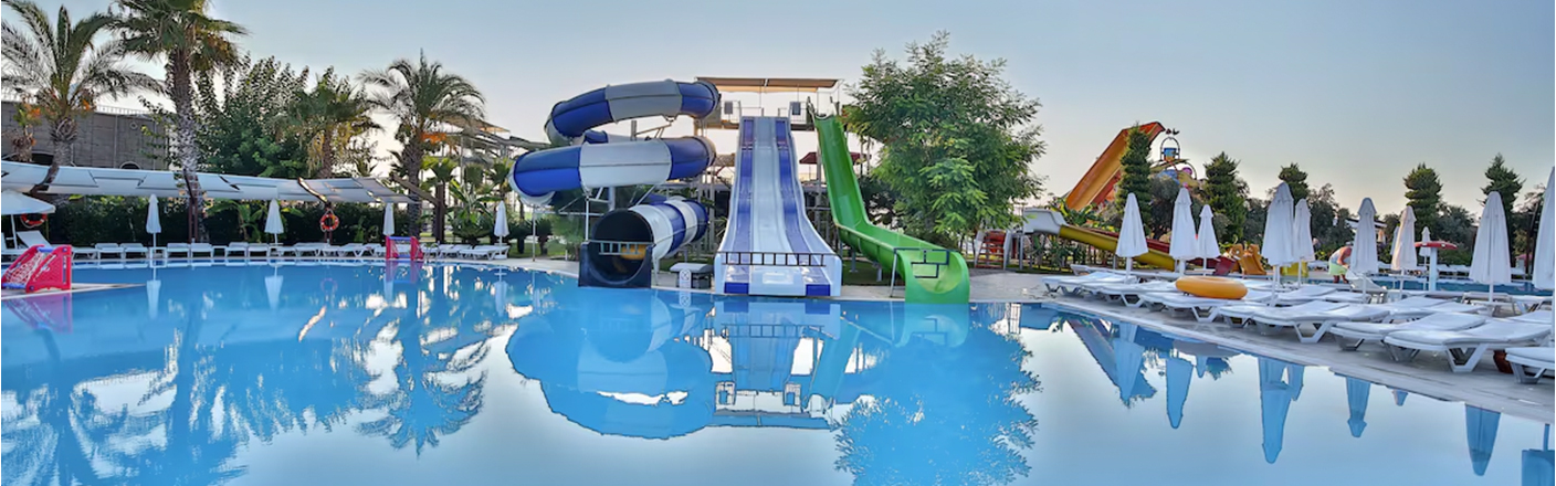 Saturn Palace Resort – Wasserspaß & Rutschenparadies