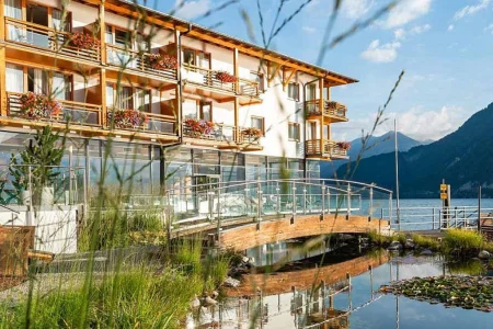 Travel Charme Fürstenhaus – Wellness am See