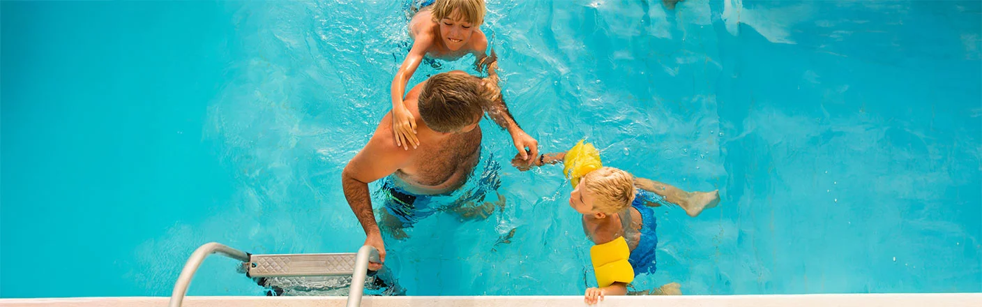 Spaß im Pool – Perfekte Familienzeit genießen